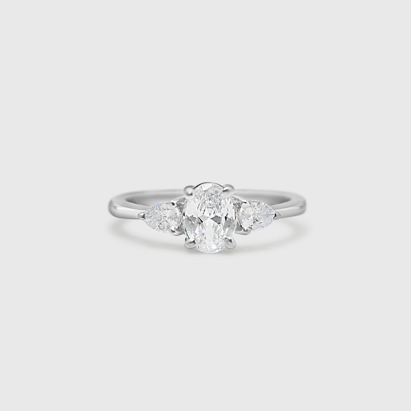 "Amanda" Ring - Diamond Collection