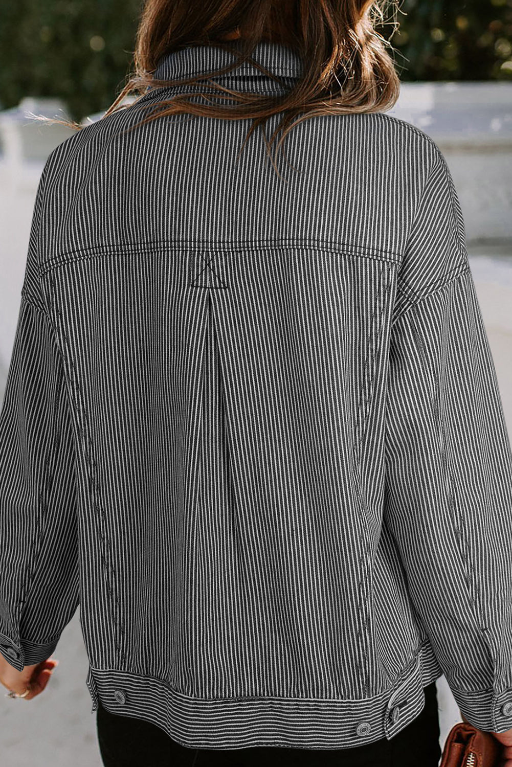 Chaqueta vaquera oversize con bolsillo, lavada a la piedra, a rayas azules
