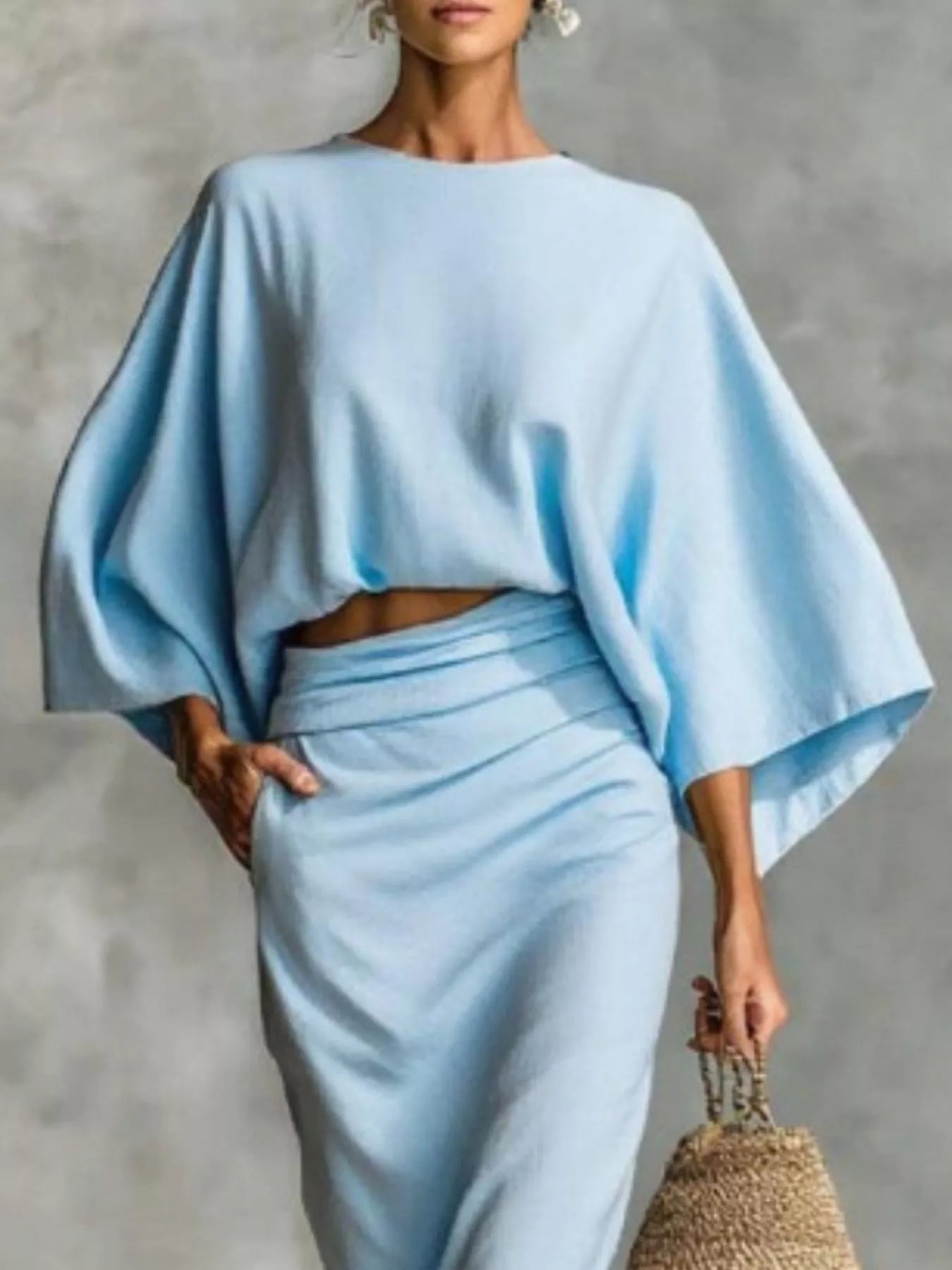 Conjunto de top de manga kimono de talla grande y falda fruncida Tallas grandes Vea la tabla de tallas en "más detalles"