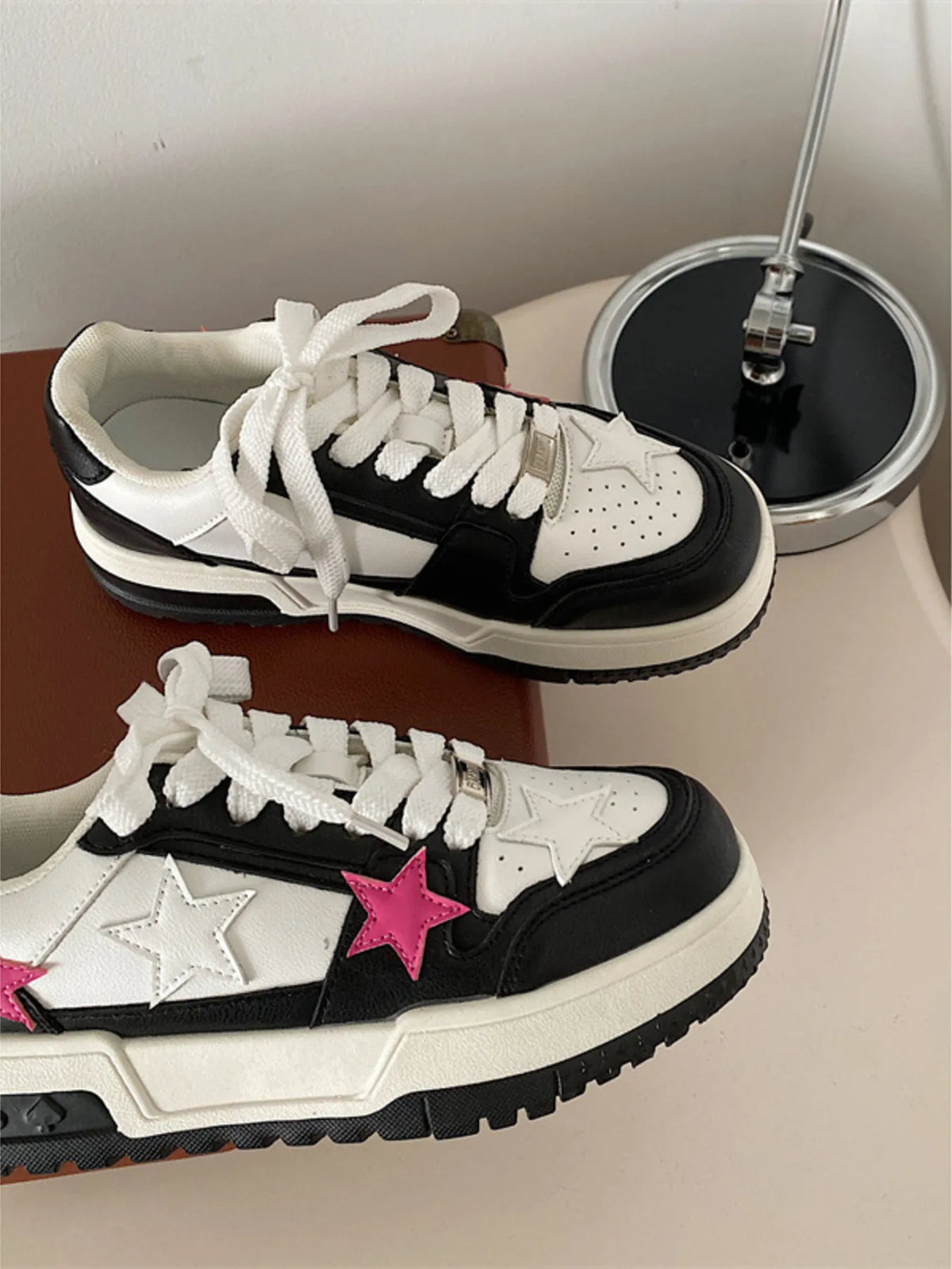 Star Pattern Lace Up Sneakers
