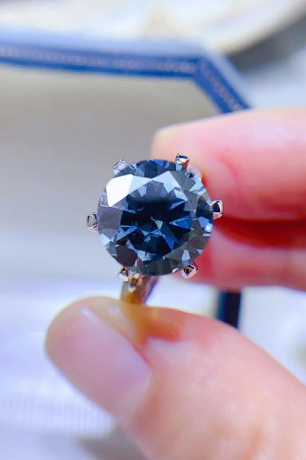 Anillo de Plata de Ley 925 con Moissanita de 5 Quilates
