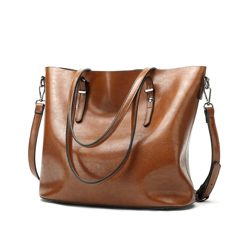 Women's Retro Style Oil Wax Shoulder Bag Travel Bag