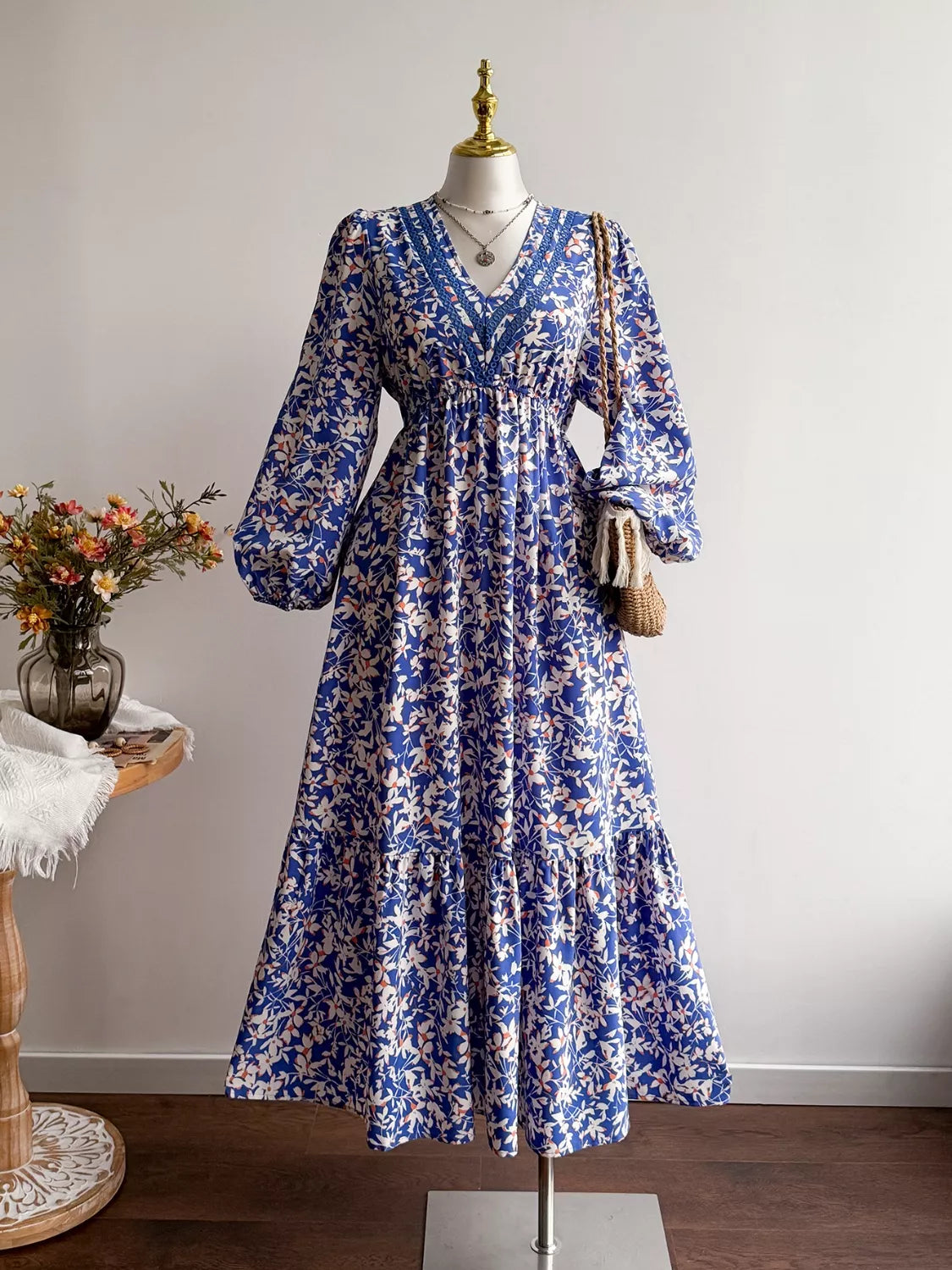 Plus Size Floral Print V-Neck Long Sleeve Maxi Dress