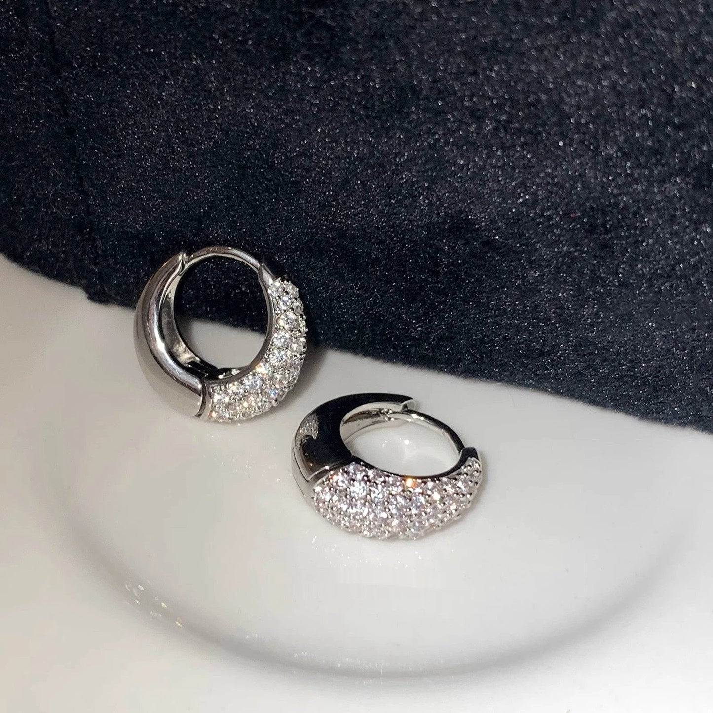 Women's Fashion Personalized Zircon Hoop Earrings