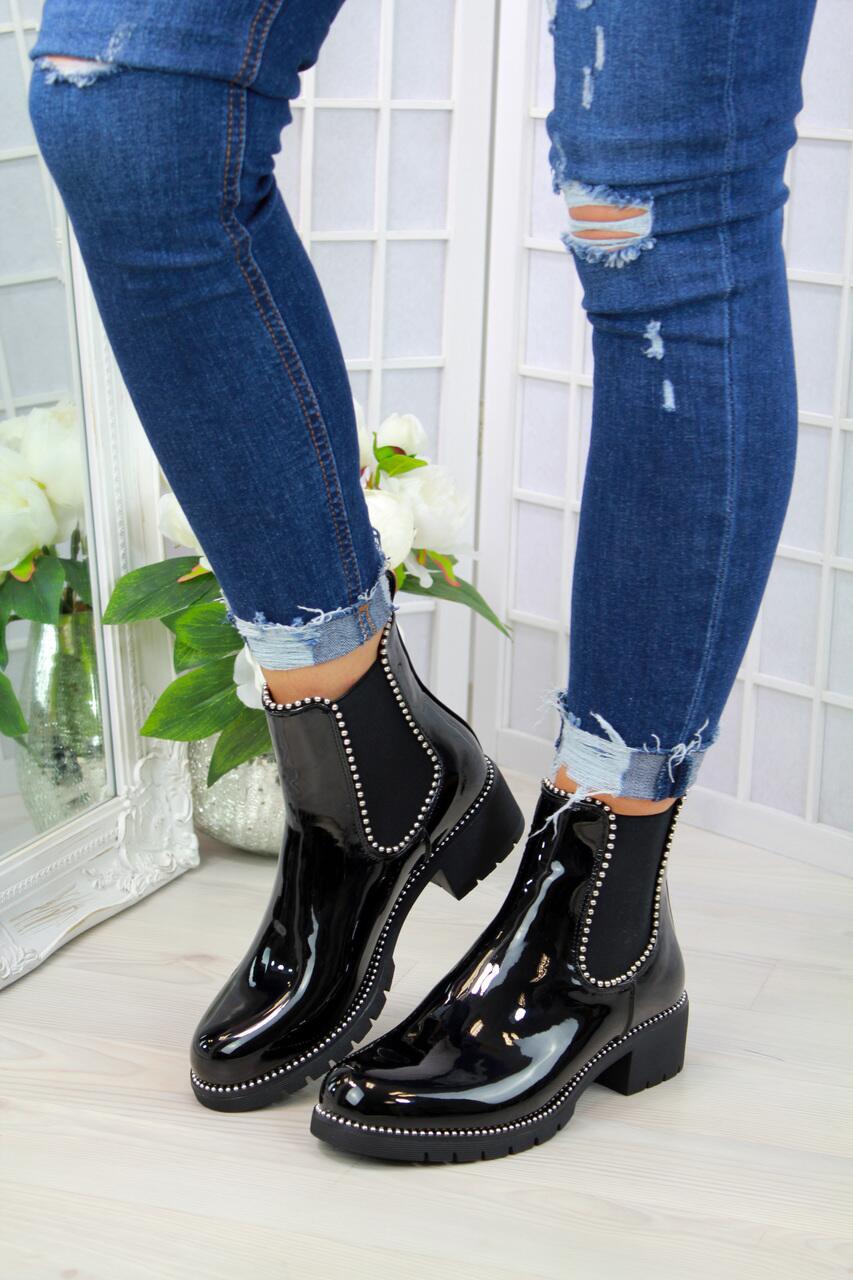 Women's Short Boots
