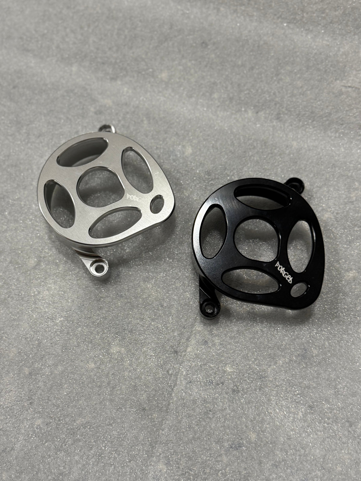 Tapa de motor de metal Surron Ultra Bee