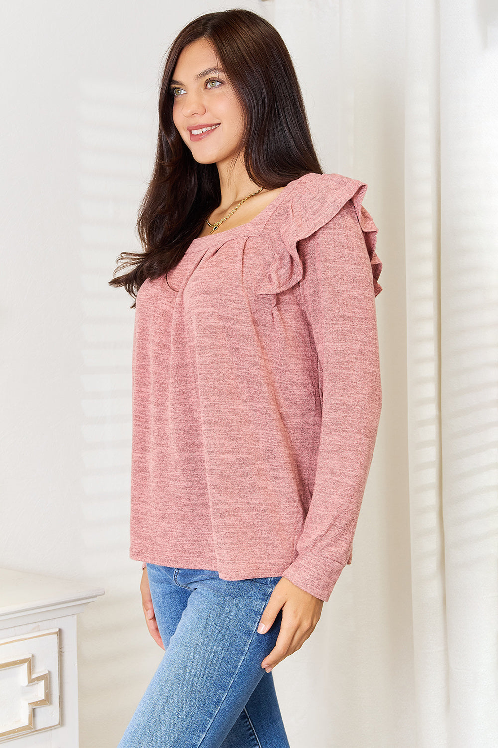 Camiseta de manga larga con cuello cuadrado, hombro con volante y efecto doble