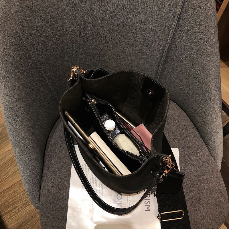 Women's Slouchy Messenger Shoulder Bag Messenger Bag