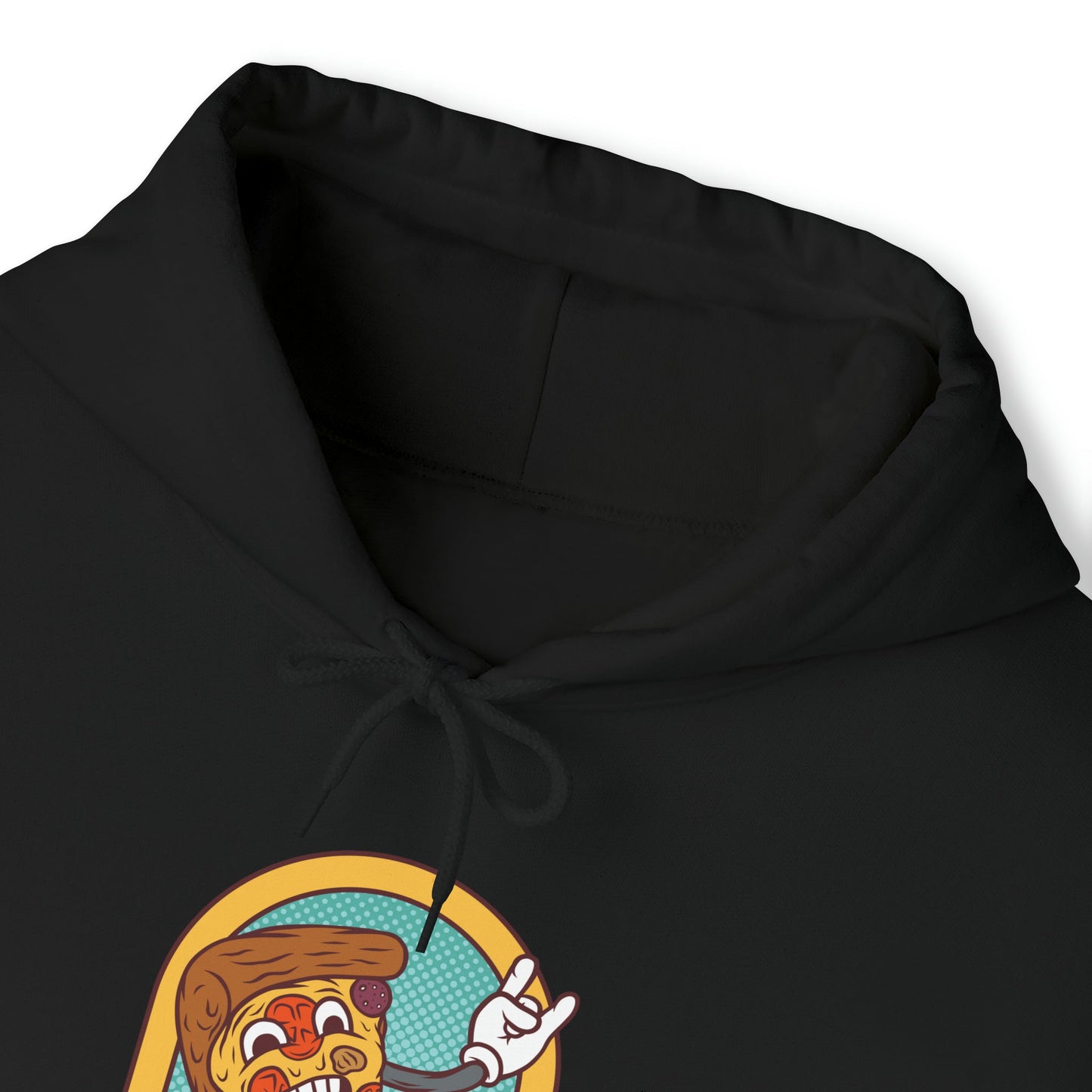 "Sudadera con capucha DirkyThreadz alimentada por pizza - Diseño gráfico divertido para amantes de la pizza"