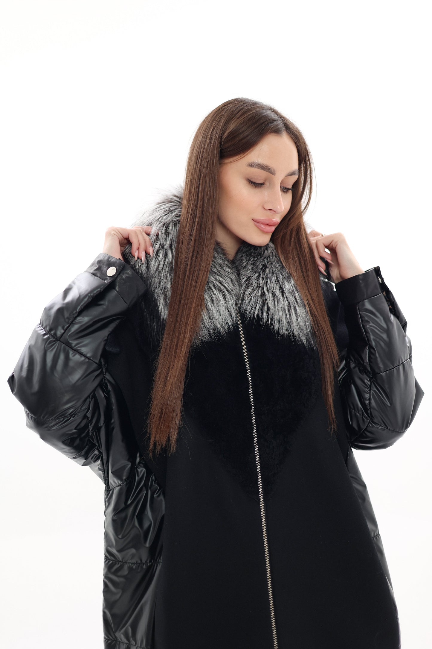 Abrigo Freudenberg Comfortemp® de Lana Cachemir Italiana y Piel Genuina de Zorro Plateado