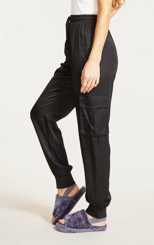 Textured satin cargo pants See size chart under “more details”