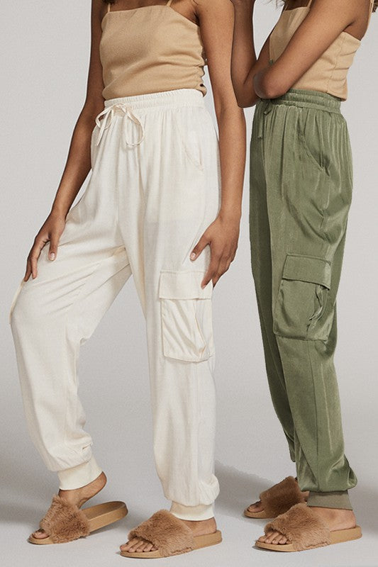 Textured satin cargo pants See size chart under “more details”