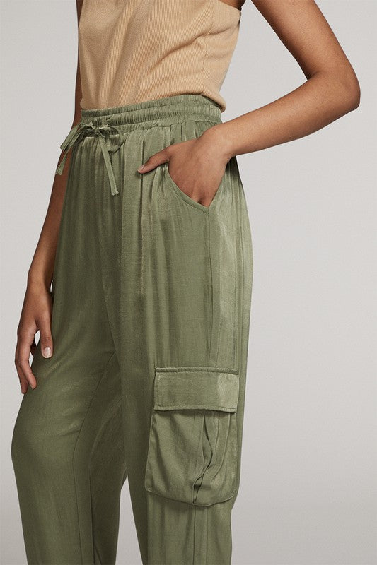 Textured satin cargo pants See size chart under “more details”
