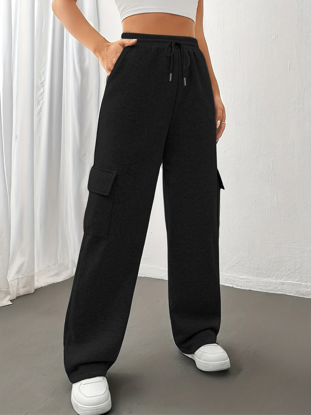 Relaxed-fit Cargo Sweatpants With Pockets Elastic Waistband And Drawstring