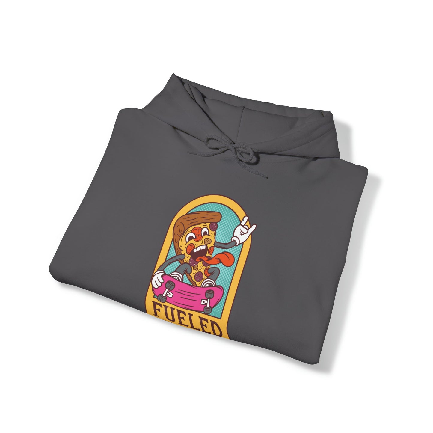 "Sudadera con capucha DirkyThreadz alimentada por pizza - Diseño gráfico divertido para amantes de la pizza"