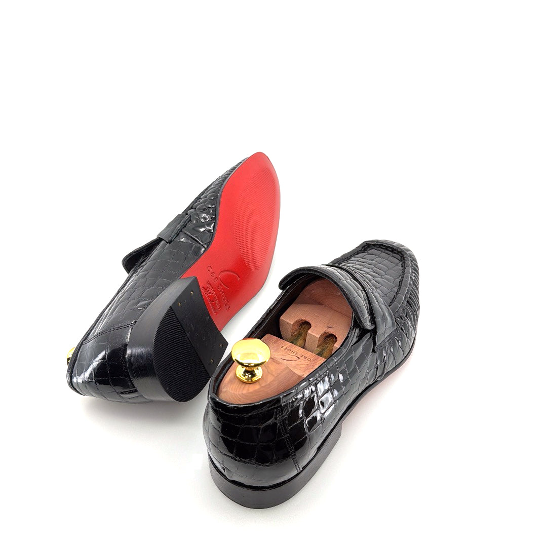 C Collection Croco Embossed Leather Loafer - Black