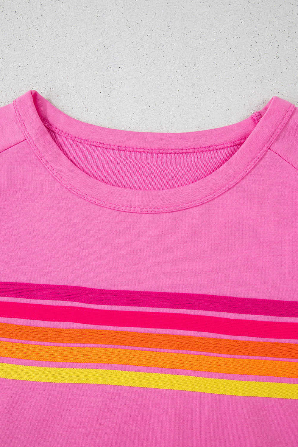Camiseta Casual con Parche Frontal de Rayas Bonbon