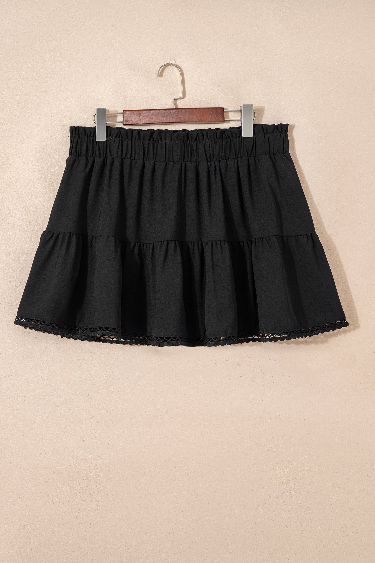 Pantalones cortos bombachos de talla grande azul marino con cintura elástica fruncida y ribete de encaje de estilo bohemio