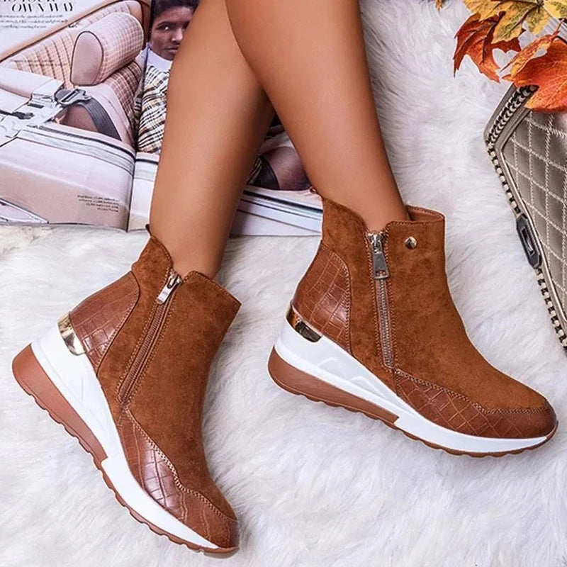 Slope-Heel Snow Boots