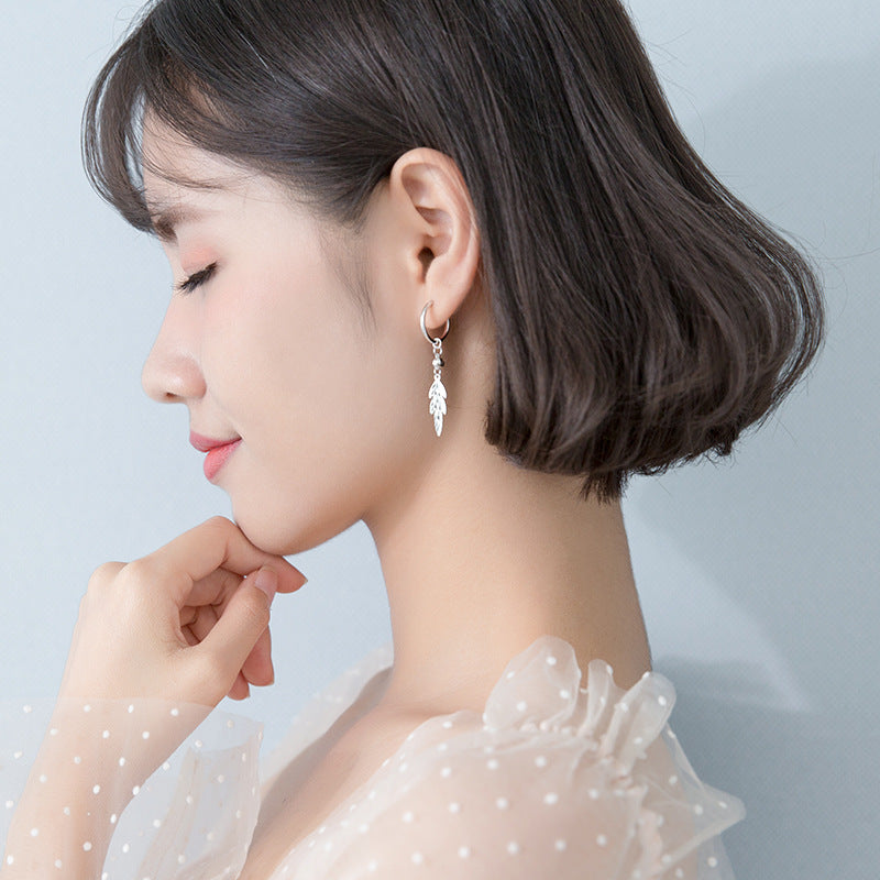 S925 White Fungus Buckle Women