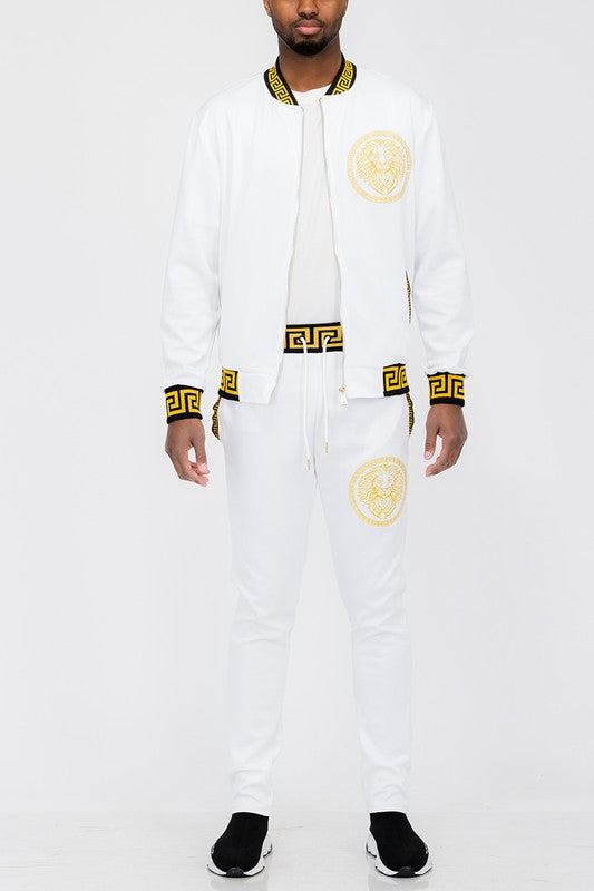 Conjunto de chándal para hombre negro con ribete dorado