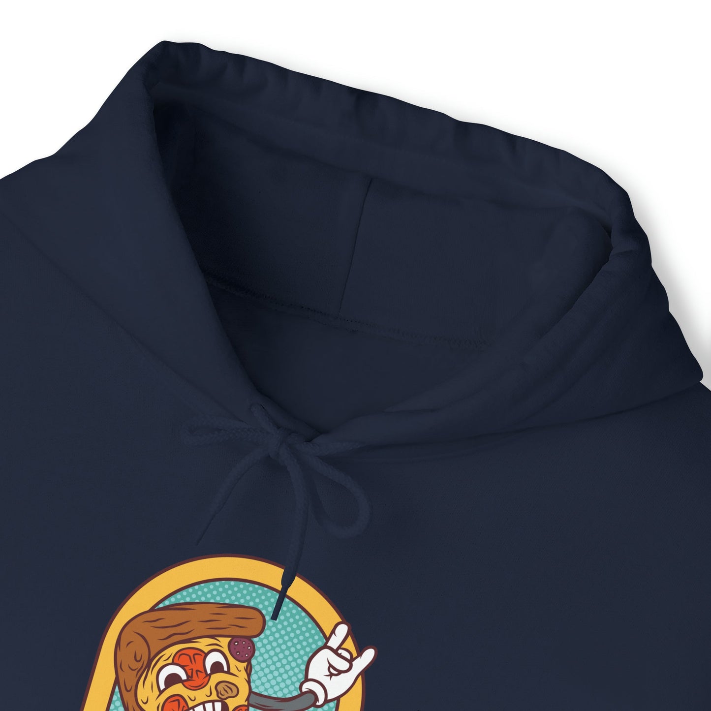 "Sudadera con capucha DirkyThreadz alimentada por pizza - Diseño gráfico divertido para amantes de la pizza"