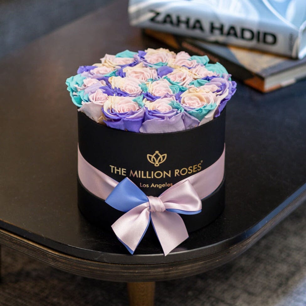 Caja Clásica Negra | Rosas Arcoíris Pastel