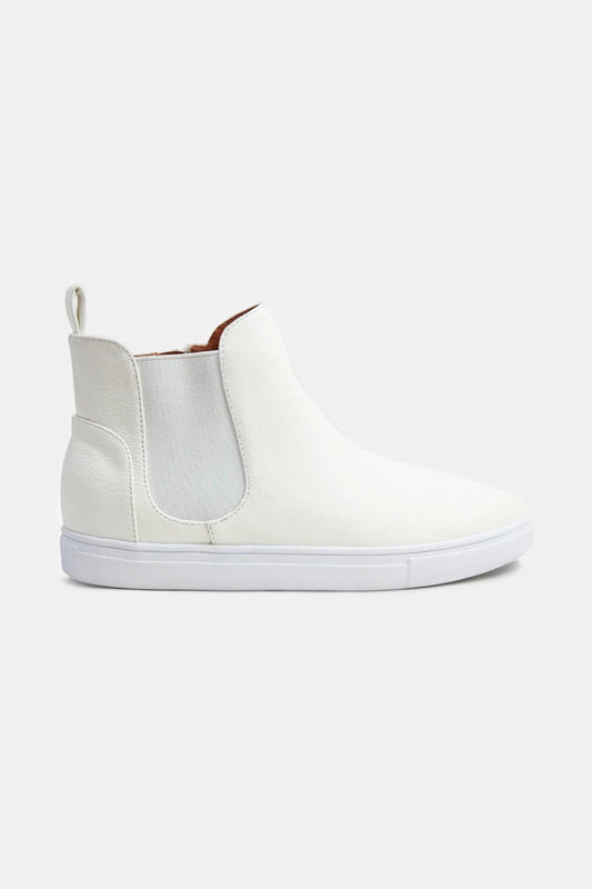 Zapatillas de deporte Beast Fashion de ante sintético con paneles laterales elásticos