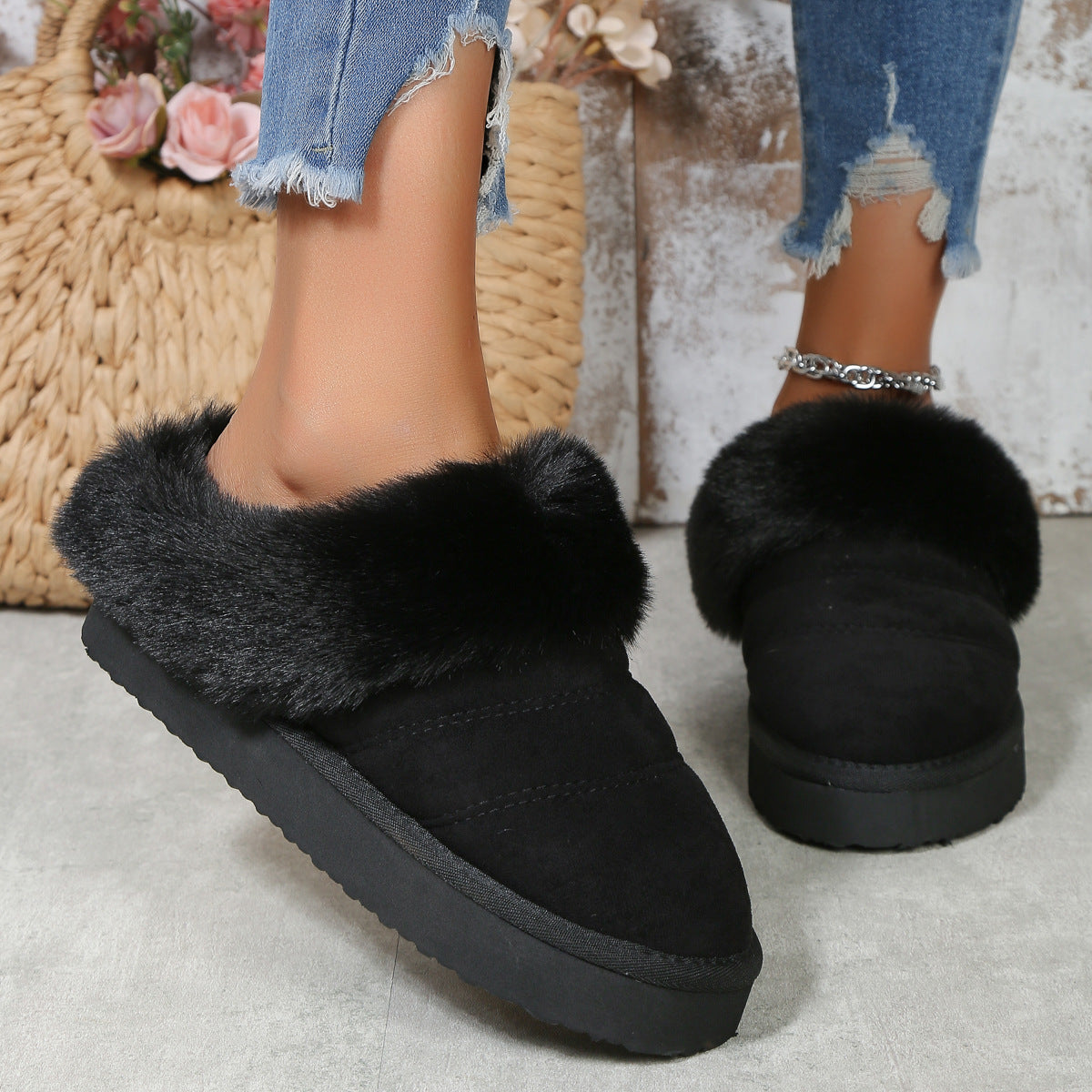Women's Plush Lined Slippers