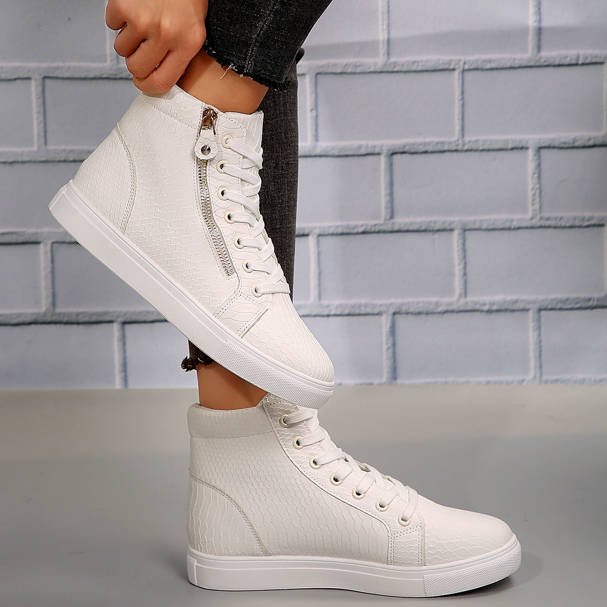 Women's Platform Lace-Up High-Top Casual Sneakers