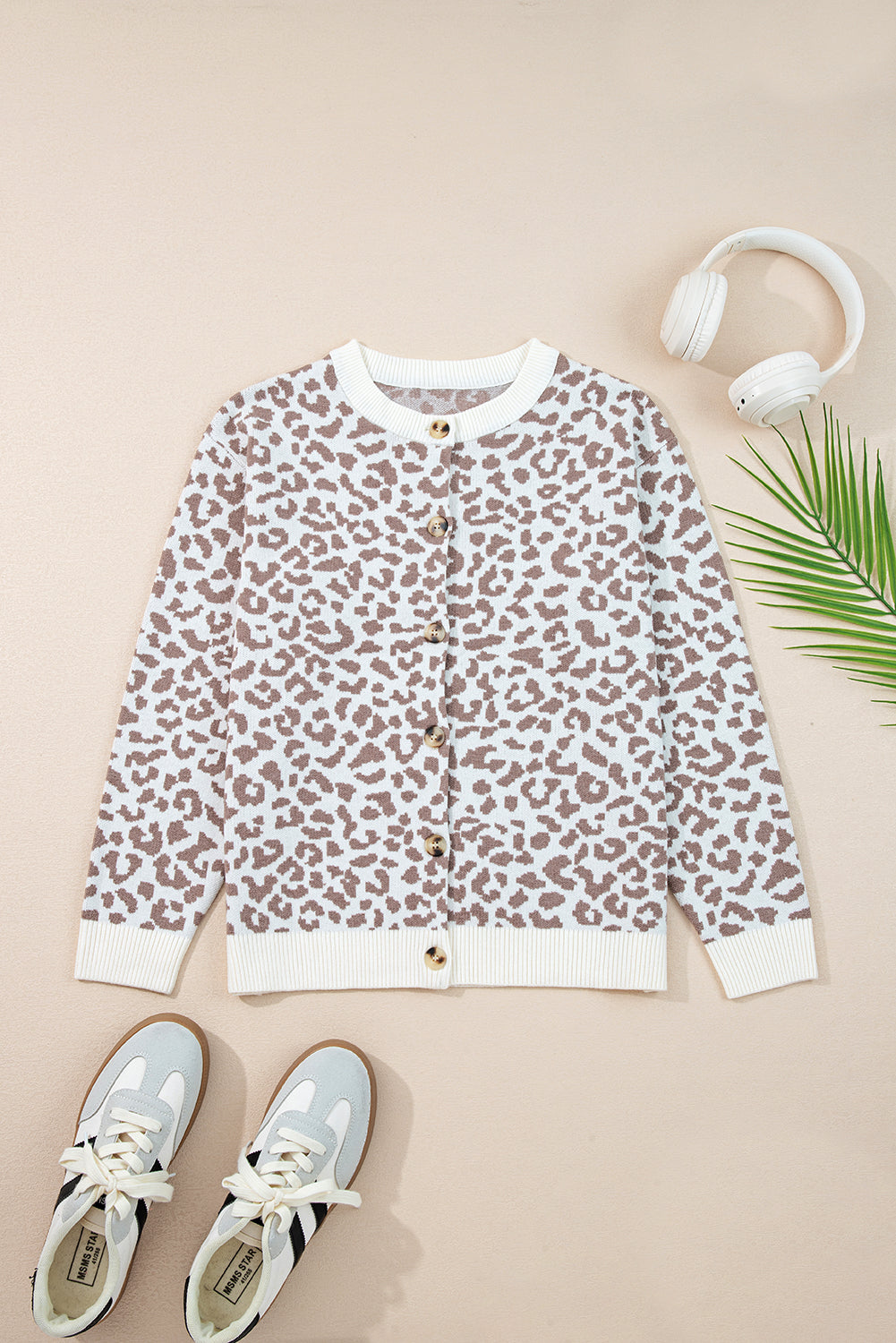 Cárdigan de punto de hombros caídos con estampado de leopardo naranja