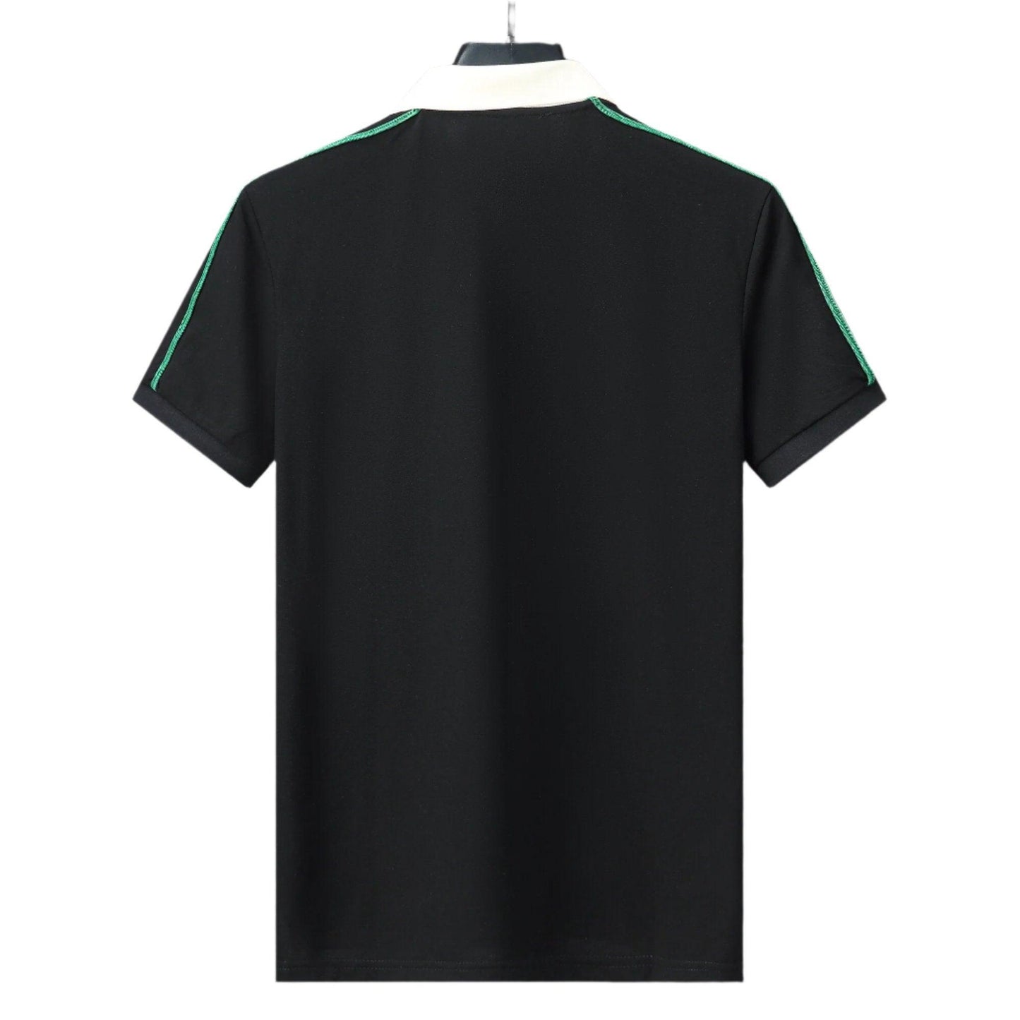Gucci Black T-shirt with a collar