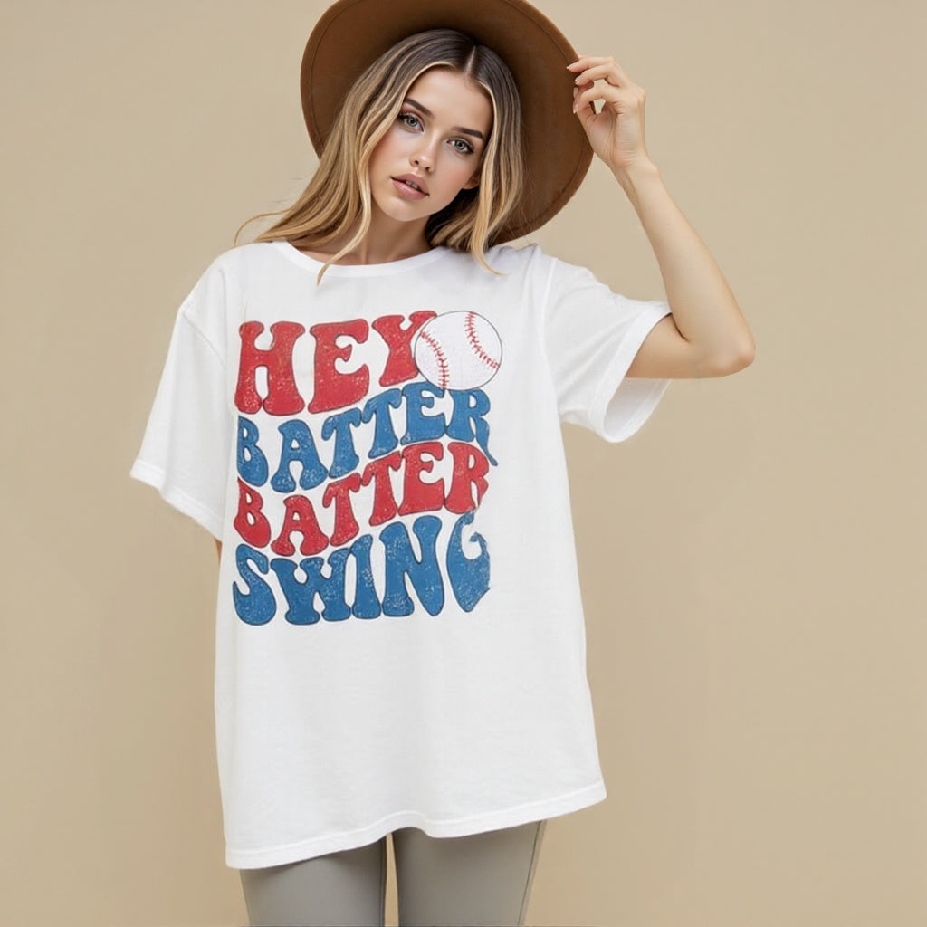 Camiseta extragrande para mamá beisbolista – Camiseta estampada “Hey Batter Batter”
