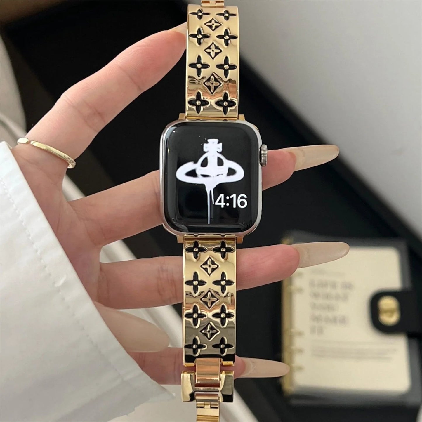 CORREA METÁLICA GRABADA PARA APPLE WATCH