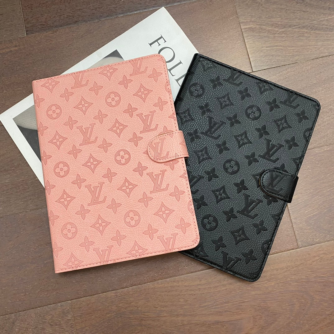 Funda plegable para iPad de Apple con monograma en relieve 3D con función de soporte