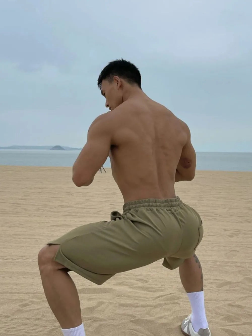 Pantalones cortos para hombre de talla grande con cordón y bolsillos