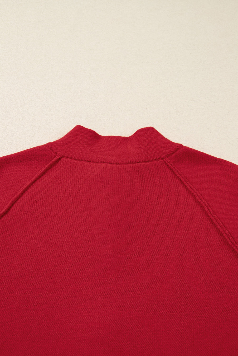 Chaqueta cárdigan cruzada con botones de color rojo fuego