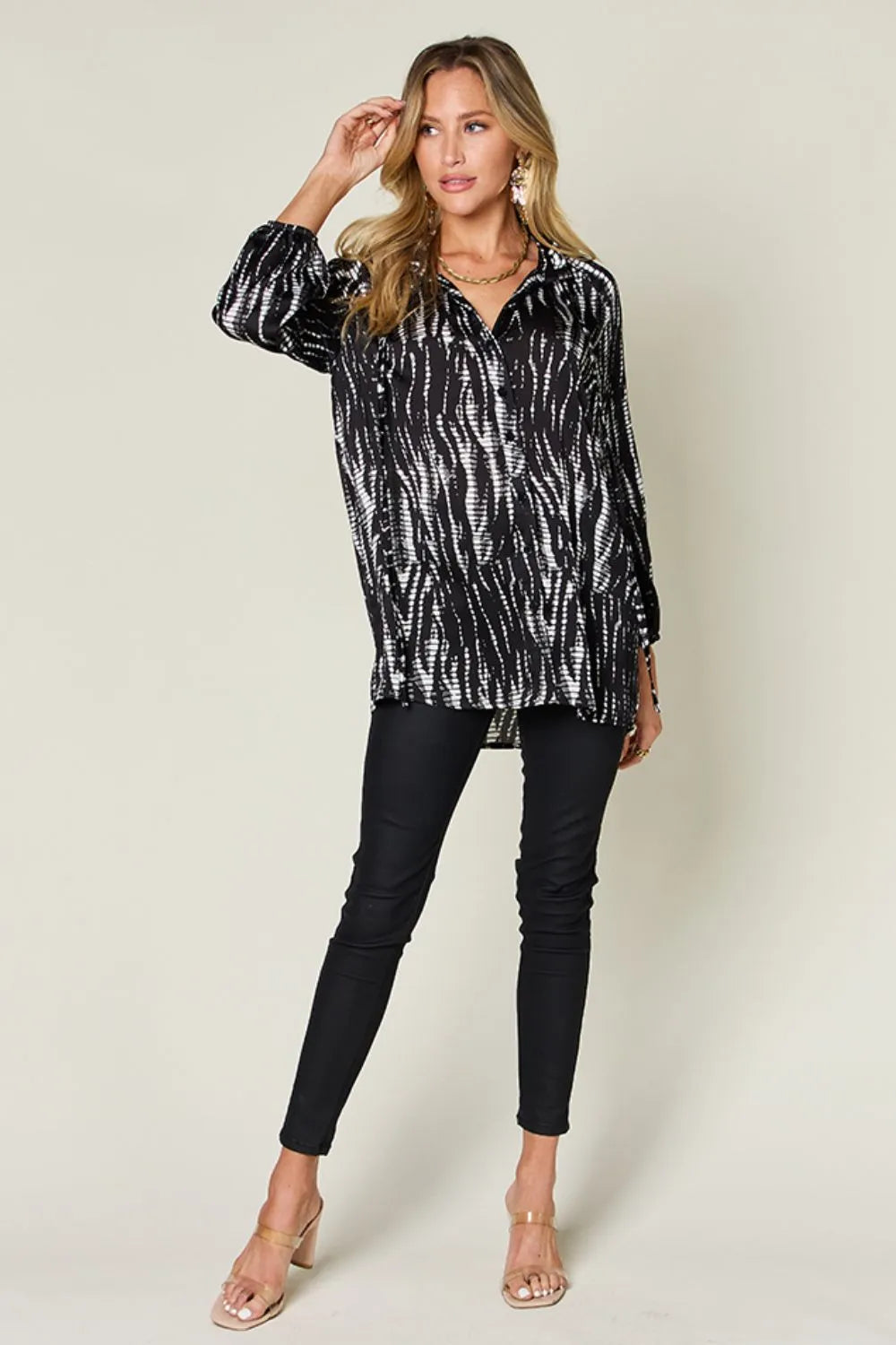 Camisa abotonada de manga larga estampada Full Size Double Take