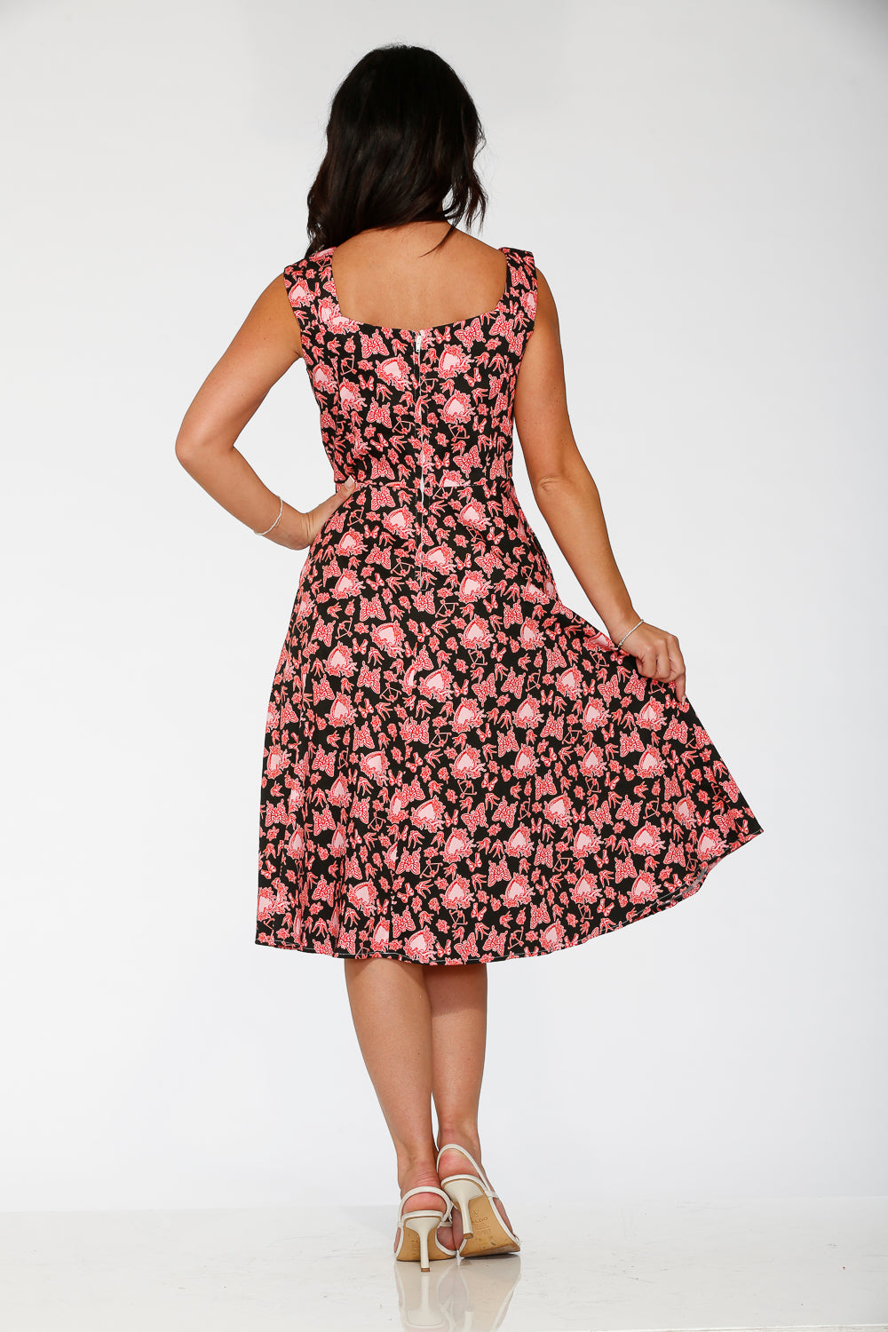 20125 Vestido Heart Angel Swing en Negro