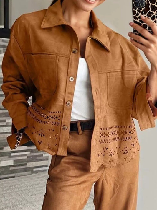 Chaqueta de estilo retro de color liso de gamuza sintética con detalles calados