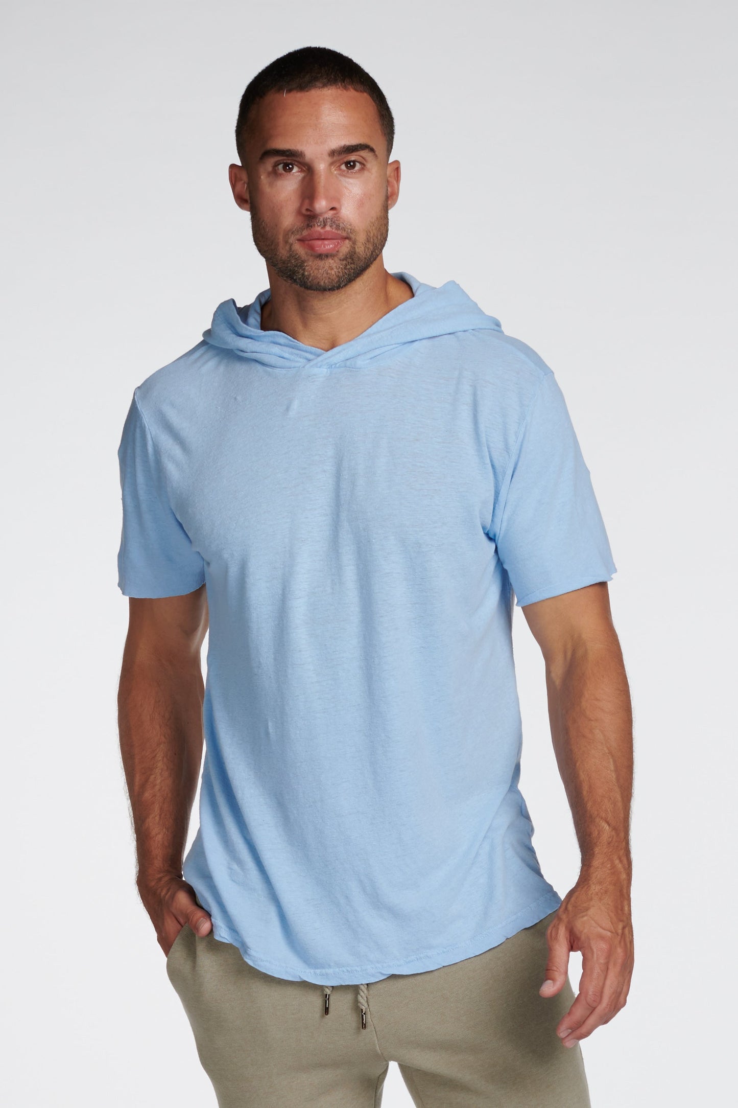 Sudadera con capucha de manga corta de mezcla de lino para hombre