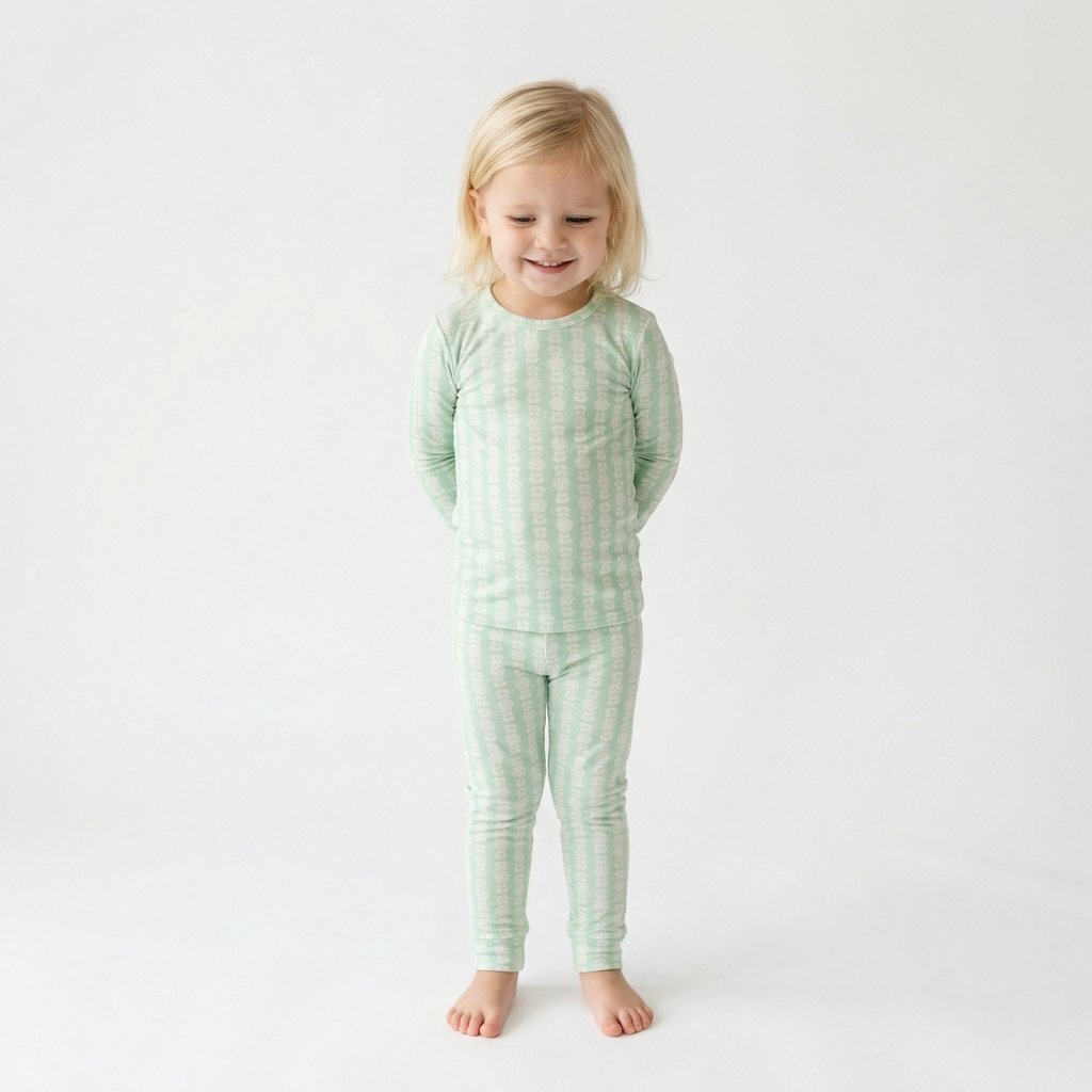 Conjunto de pijama de bambú Mint Meadows para niño pequeño