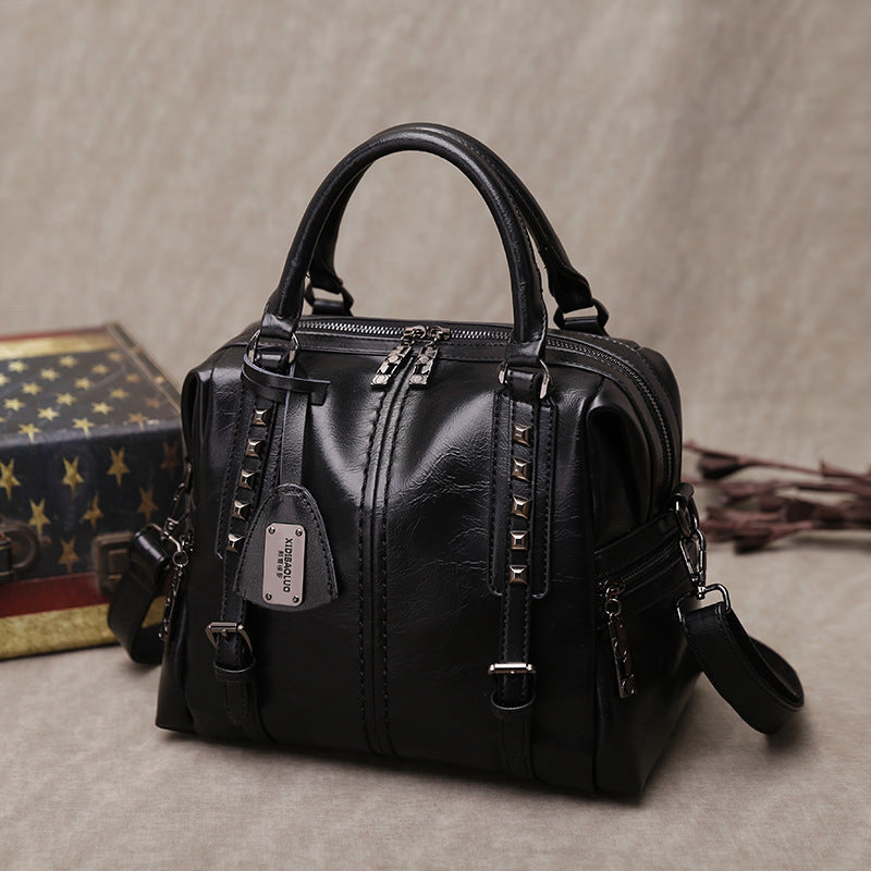Women's Oil Wax Retro Travel Bag