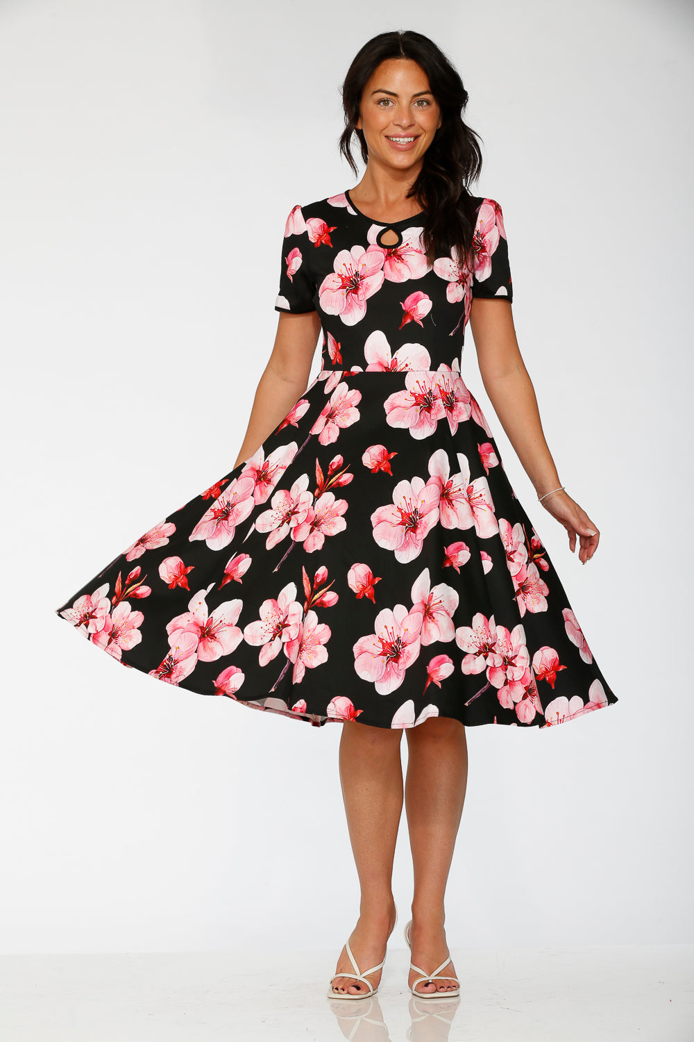 20561 Vestido acampanado con estampado Black Orchid Bloom