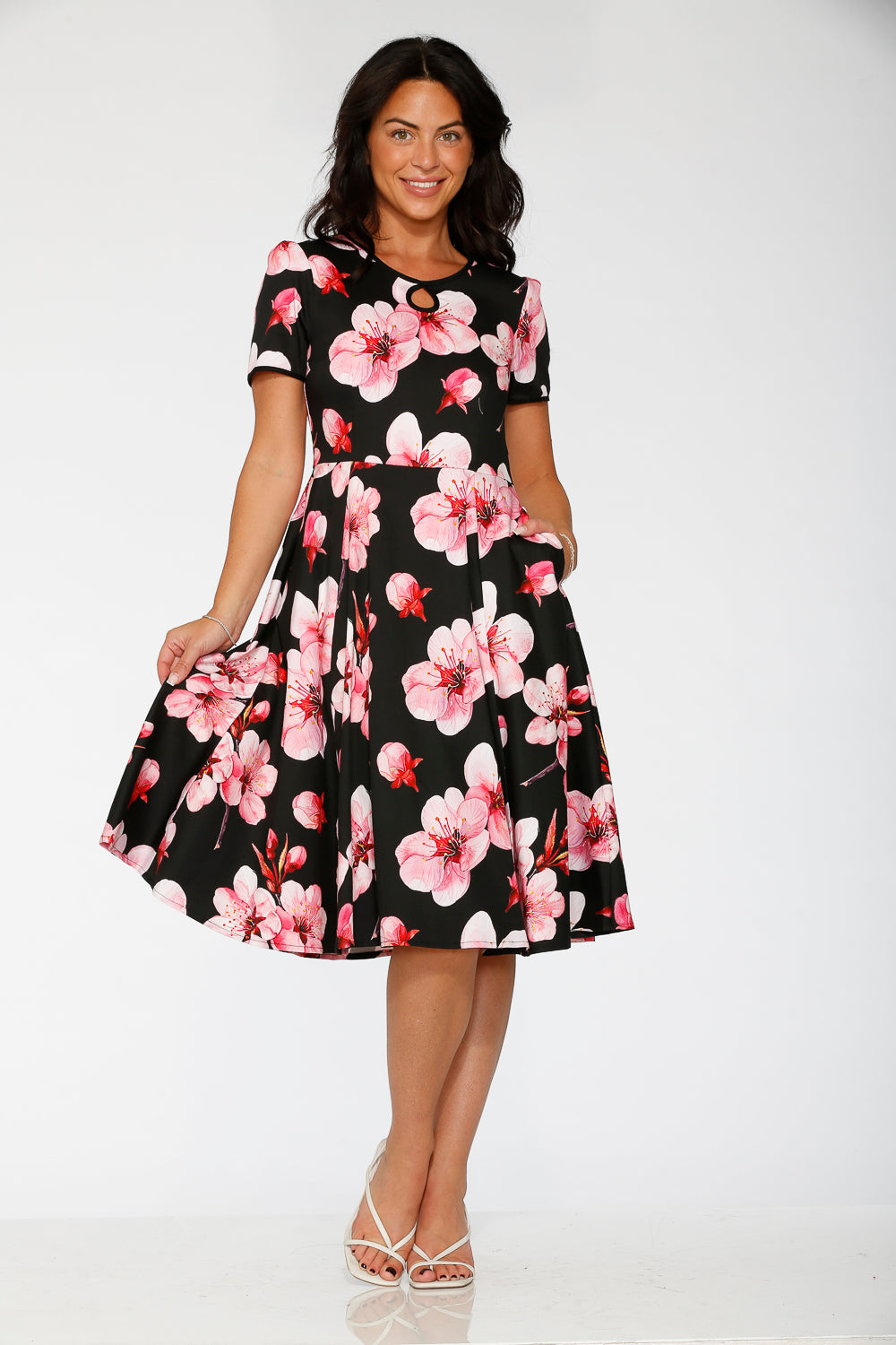 20561 Vestido acampanado con estampado Black Orchid Bloom
