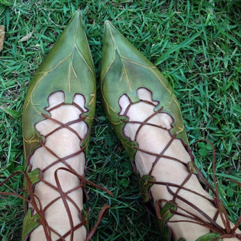 Women's Leaf-Inspired Lace-Up Boots