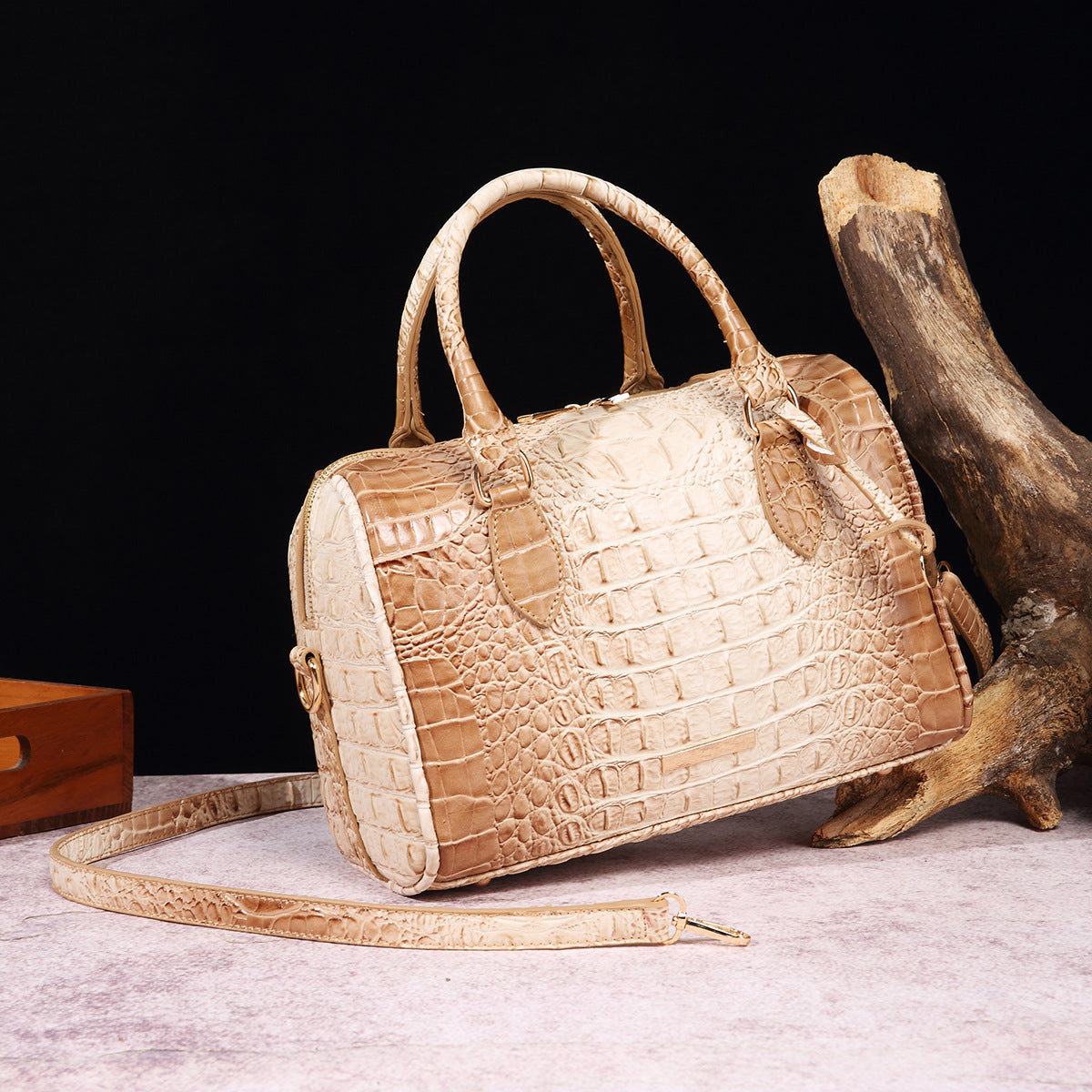 Fashion Crossbody Travel Retro Women's Bag