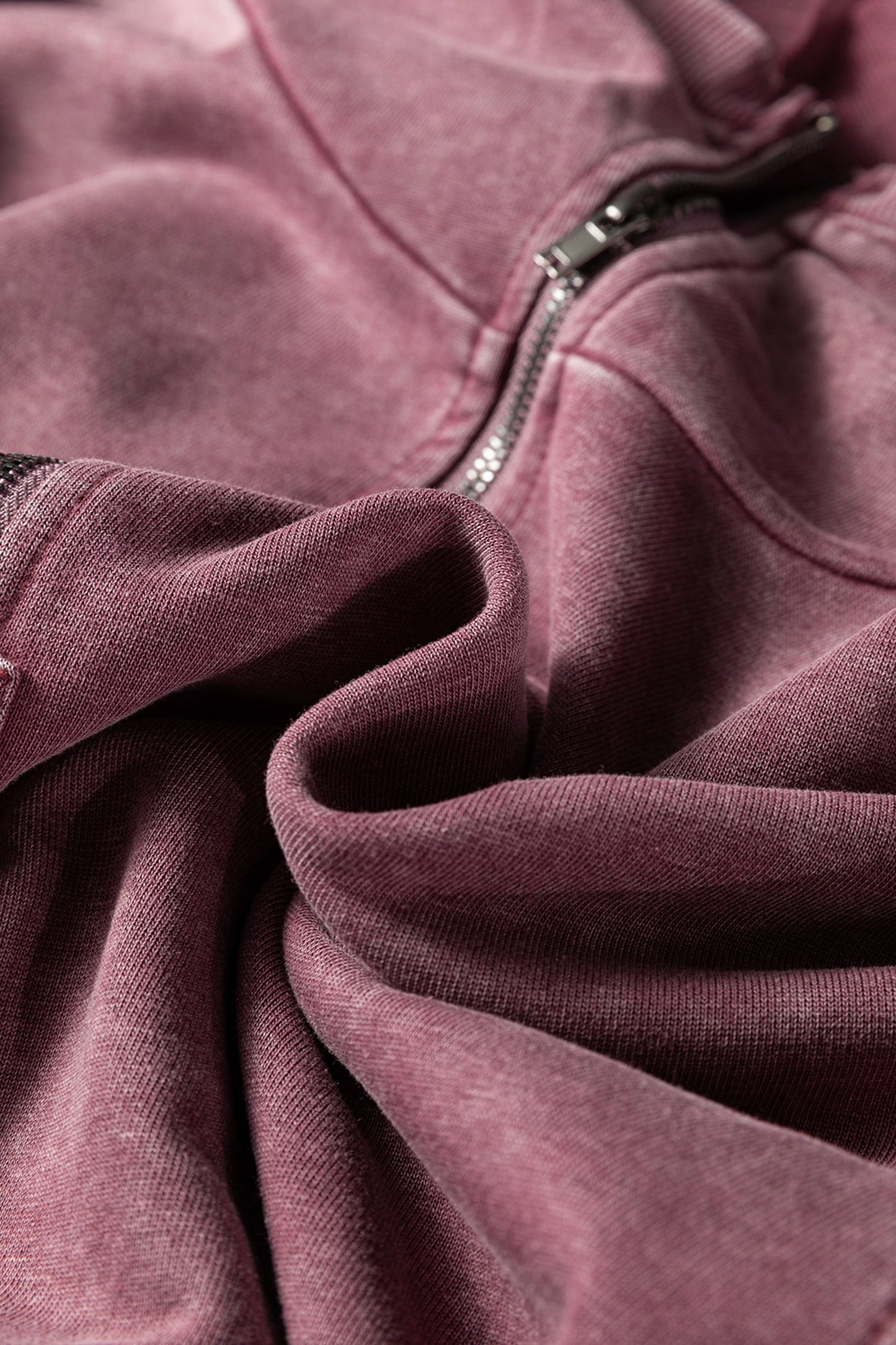 Sudadera con capucha holgada de lavado mineral con medio cierre y bolsillo canguro, negra