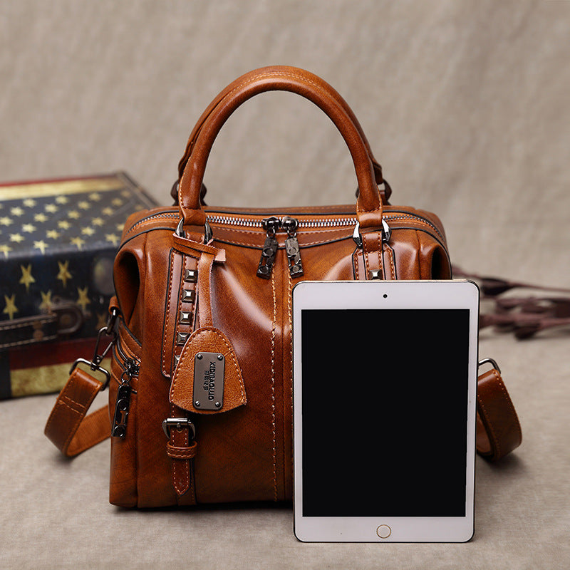 Women's Oil Wax Retro Travel Bag