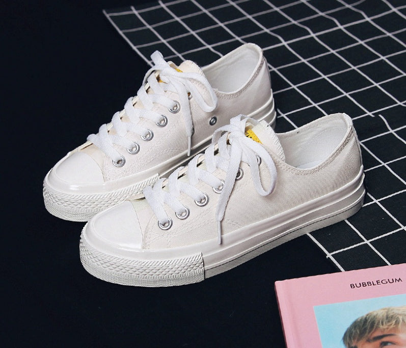 Color-changing canvas shoes